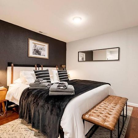 Adorable 2-Bedroom Modern Basement 덴버 외부 사진
